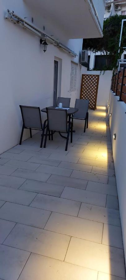 Top Location Zivogosce Bagian luar foto
