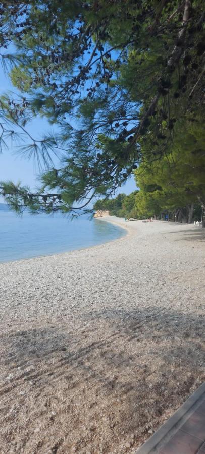 Top Location Zivogosce Bagian luar foto