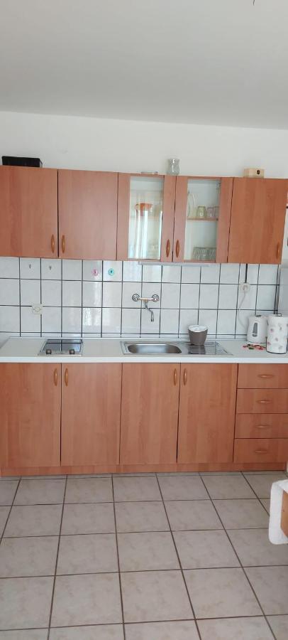 Top Location Zivogosce Bagian luar foto