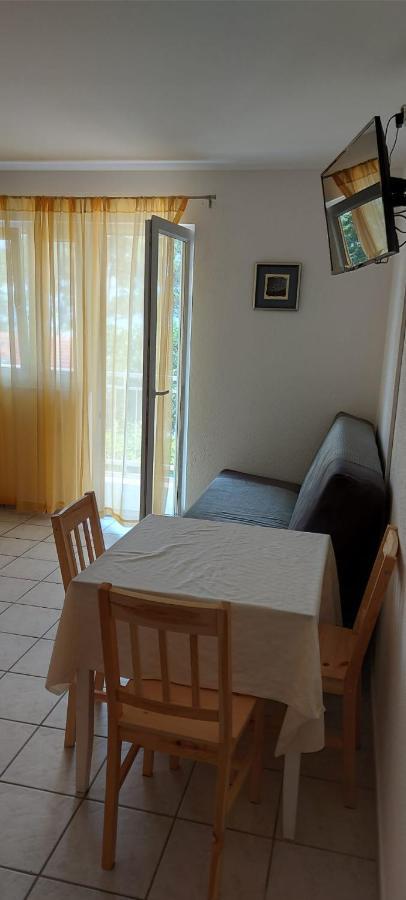 Top Location Zivogosce Bagian luar foto