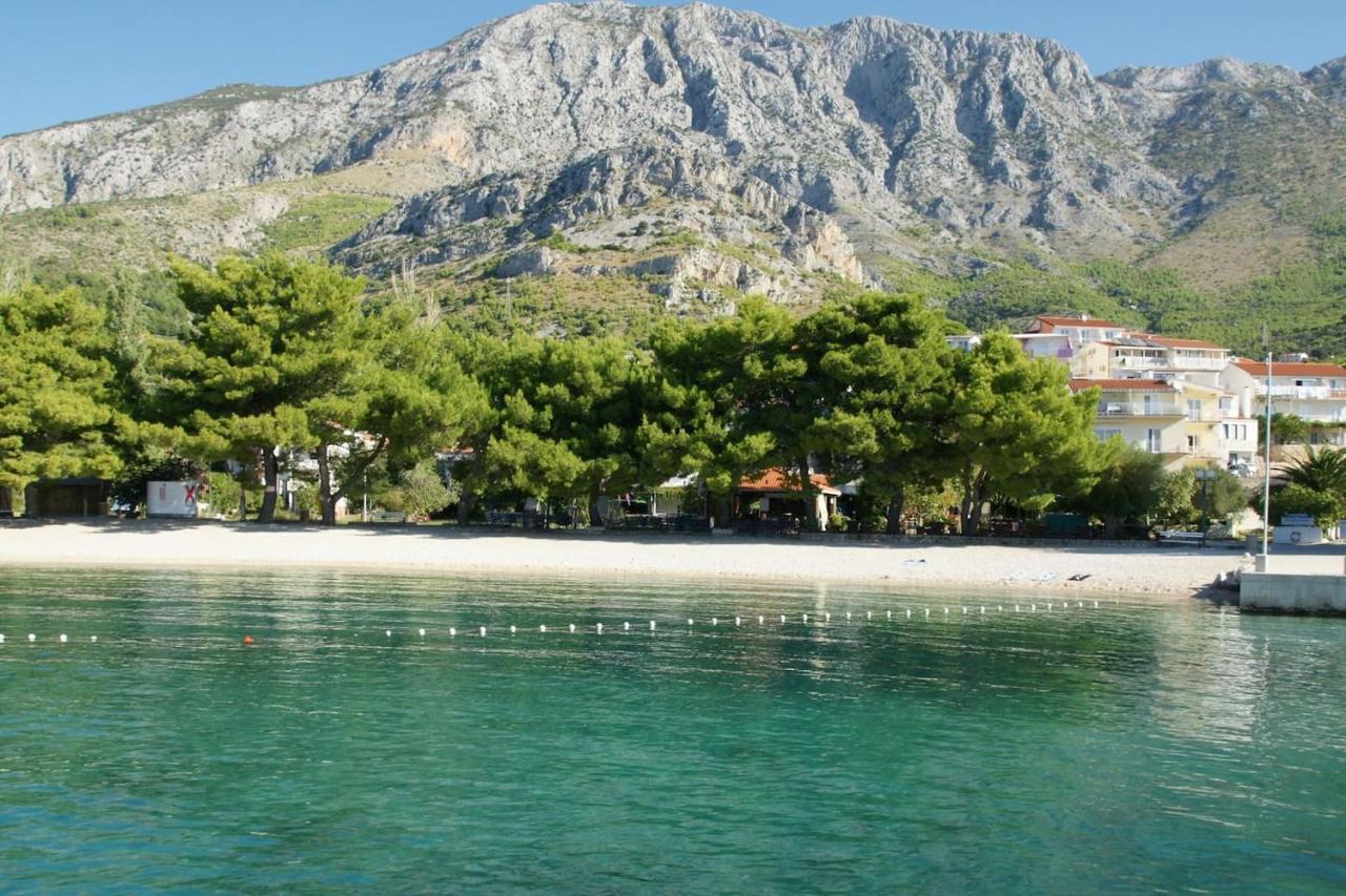 Top Location Zivogosce Bagian luar foto